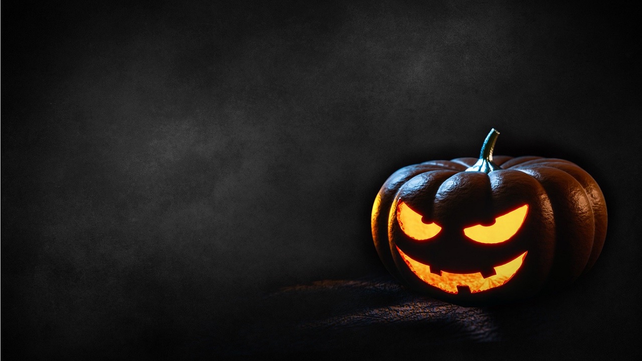 Halloween Interactive Trivia or Quiz Session Background Image